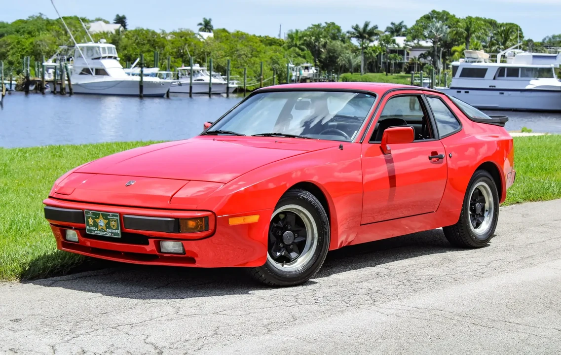 1984 Porsche 944 - Image 3 of 6