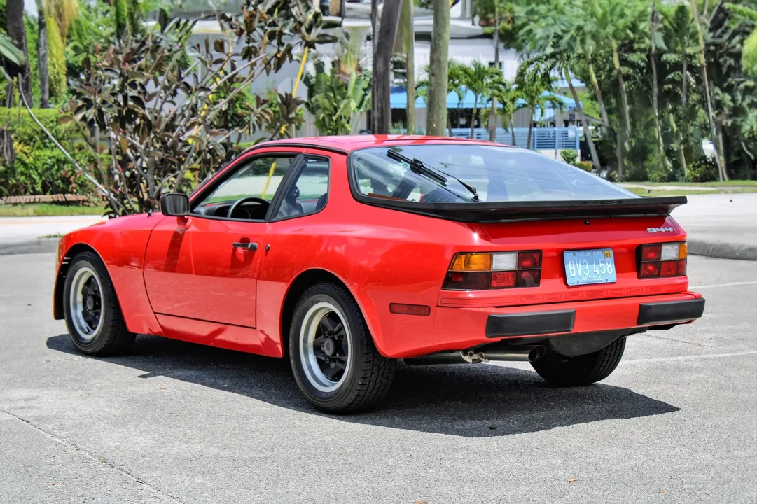 1984 Porsche 944 - Image 6 of 6