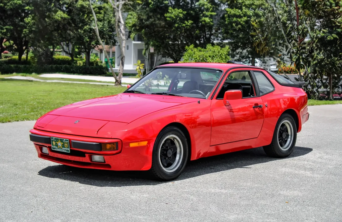 1984 Porsche 944 - Image 4 of 6