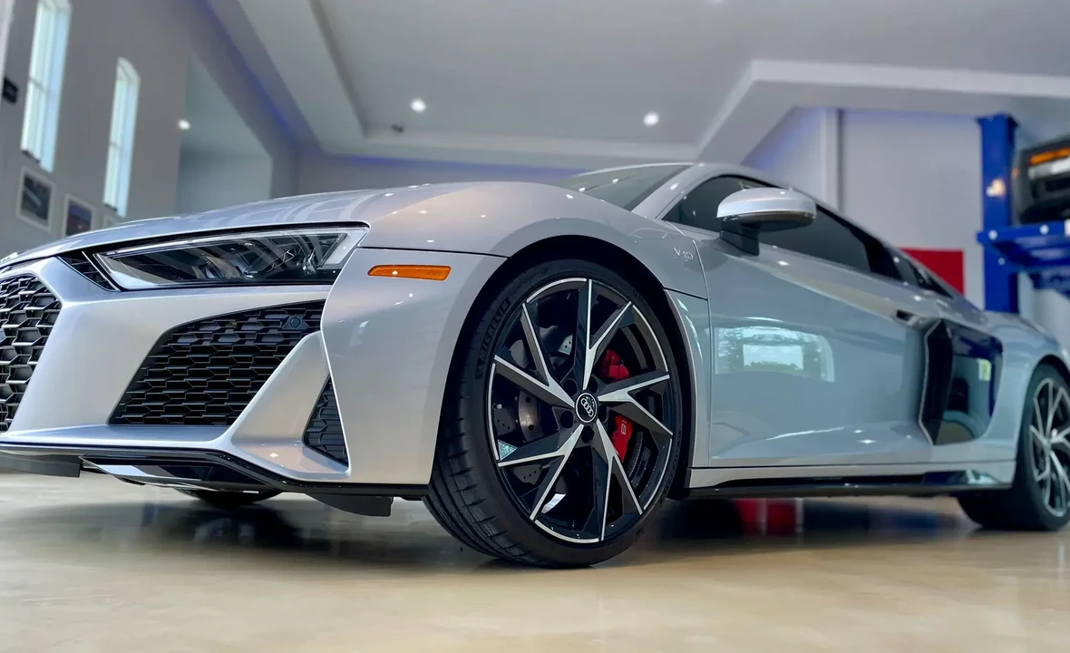 2022 Audi 4S R8 - Image 3 of 6