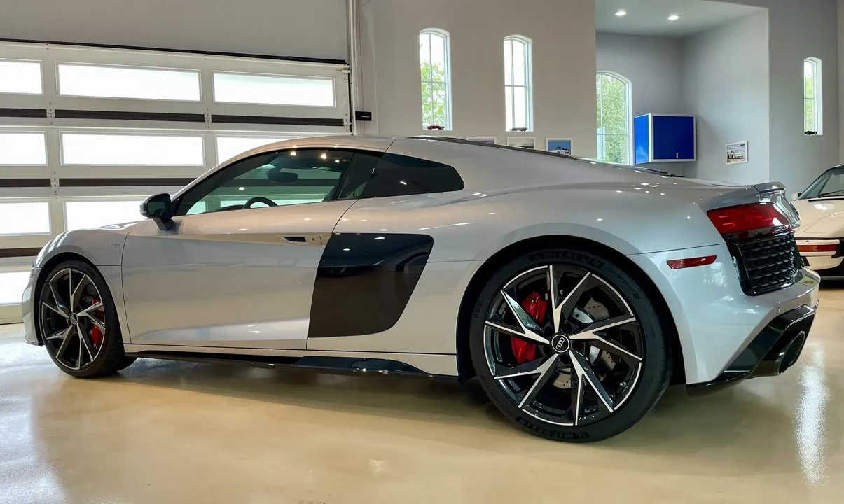 2022 Audi 4S R8 - Image 6 of 6