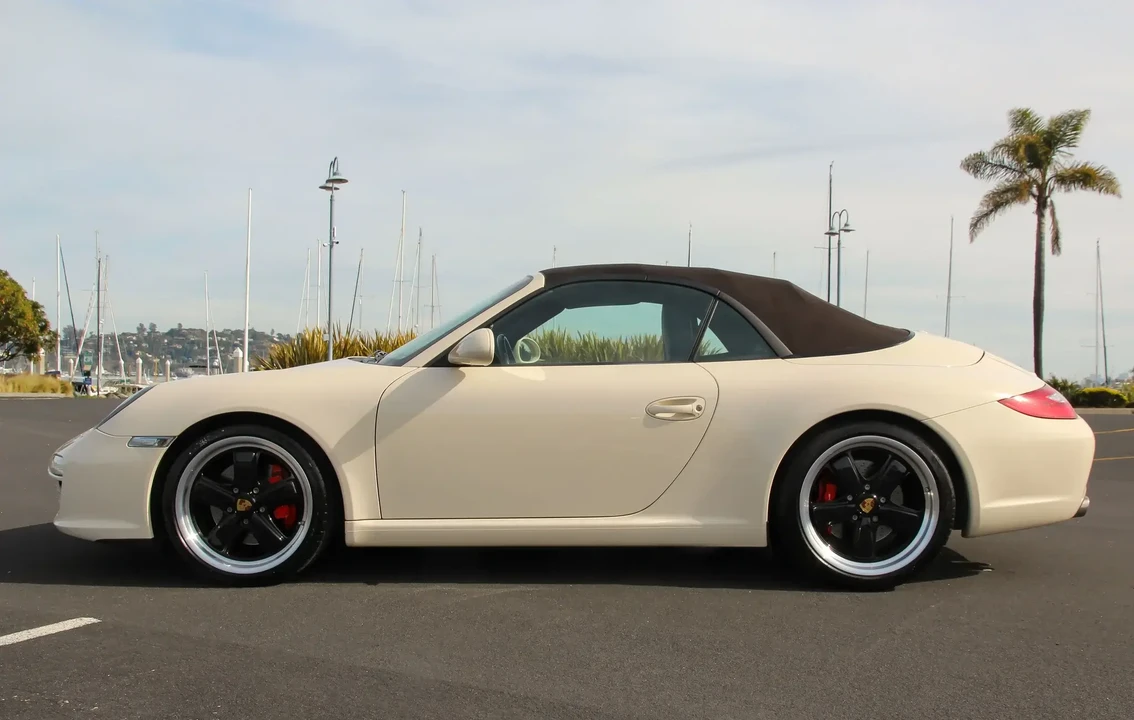 2010 Porsche 997 Carrera S - Image 5 of 5