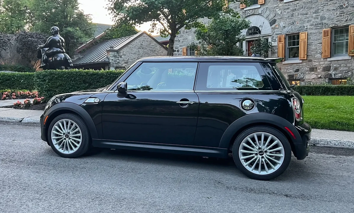 2012 Mini Mini 2nd Gen - Image 6 of 6