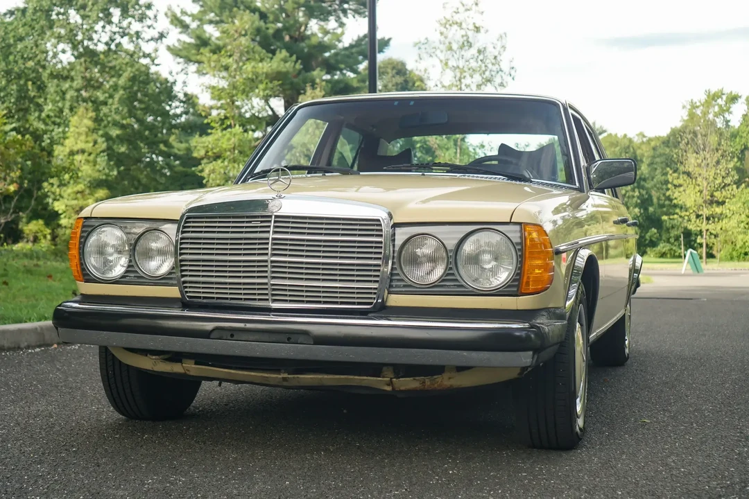 1977 Mercedes-Benz W120 & W121 - Image 3 of 6