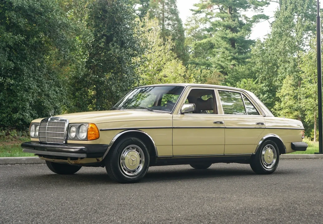 1977 Mercedes-Benz W120 & W121 - Image 5 of 6