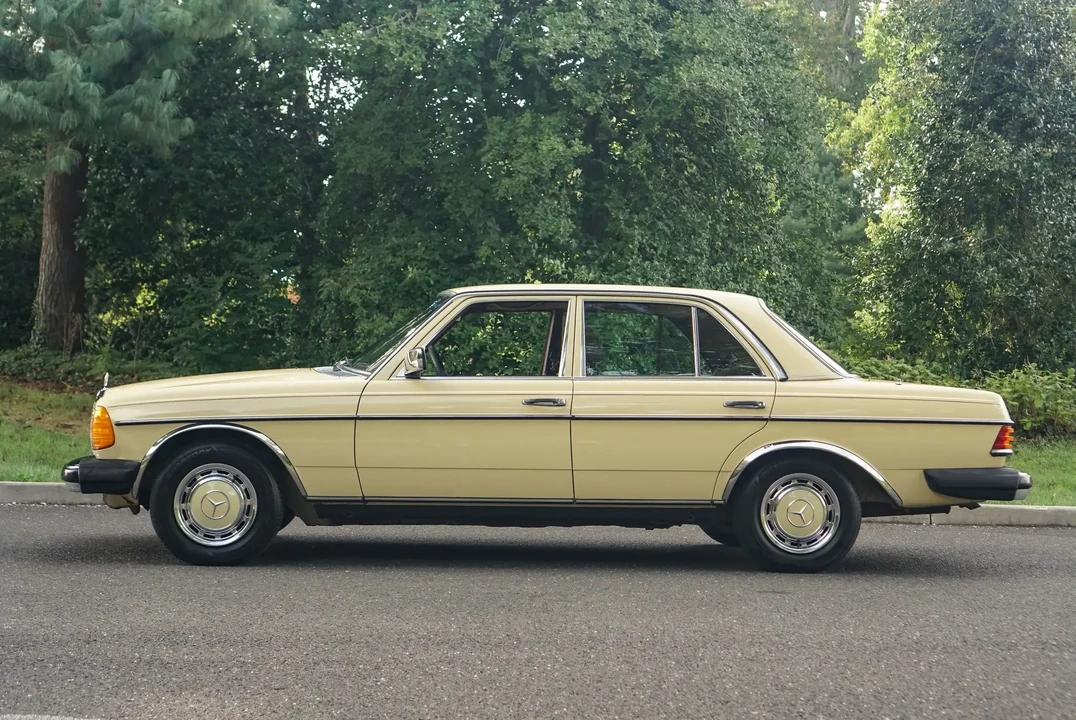 1977 Mercedes-Benz W120 & W121 - Image 6 of 6