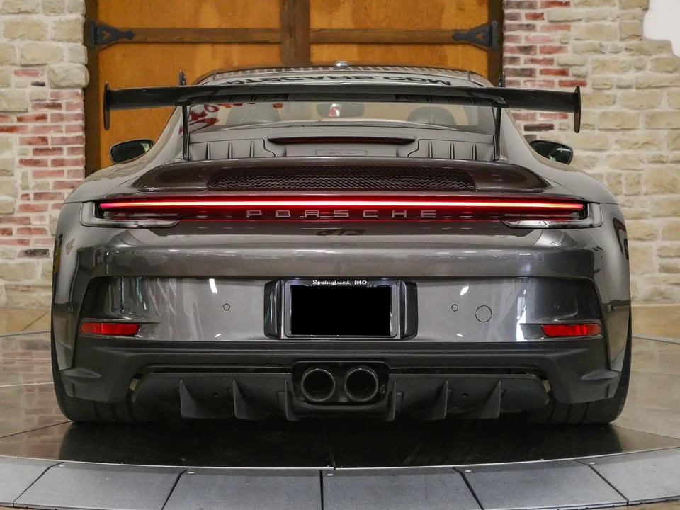 2022 Porsche 992 GT3 - Image 5 of 6
