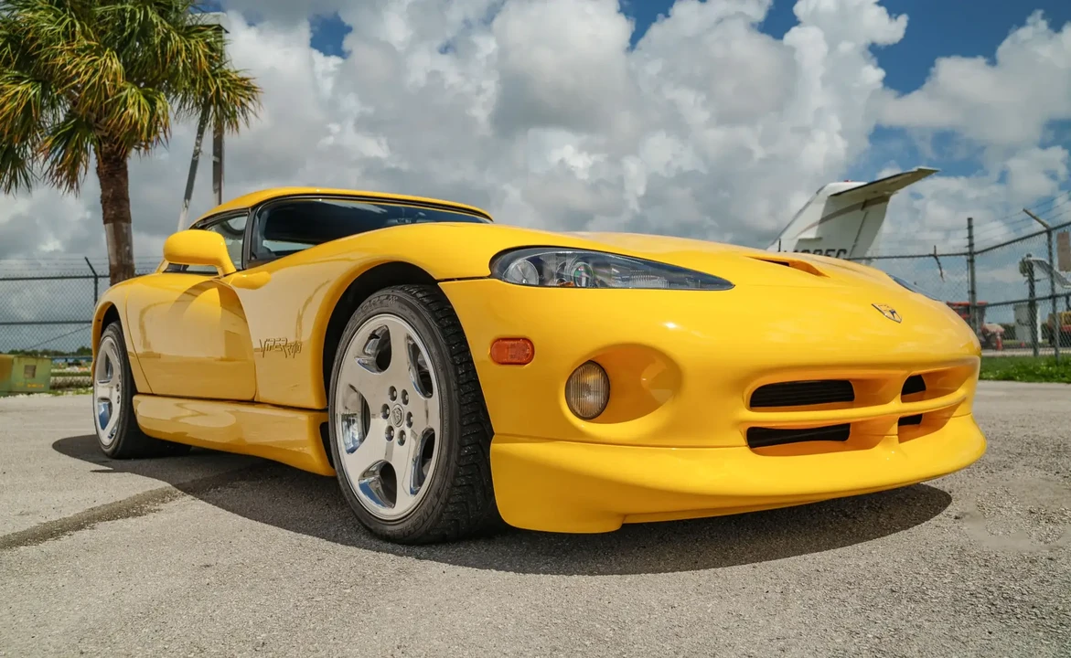 2002 Dodge Viper 2nd Gen - Image 2 of 6