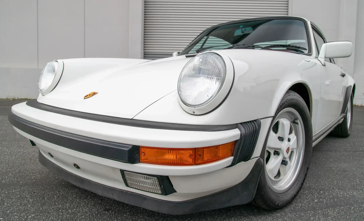 1987 Porsche 911 Carrera 3.2 - Image 4 of 6