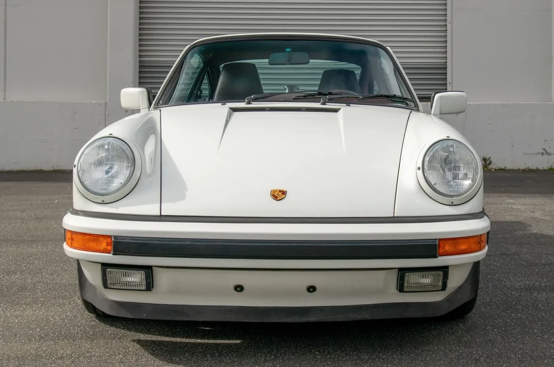 1987 Porsche 911 Carrera 3.2 - Image 2 of 6