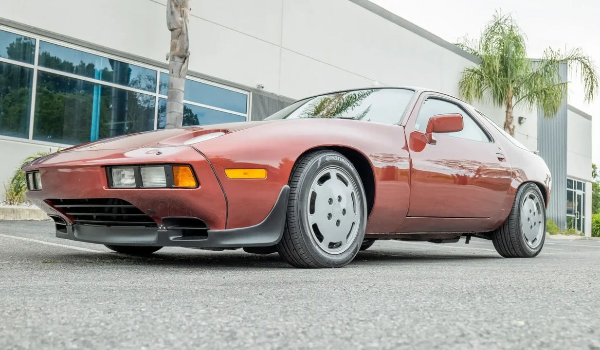 1986 Porsche 928 S - Image 3 of 6