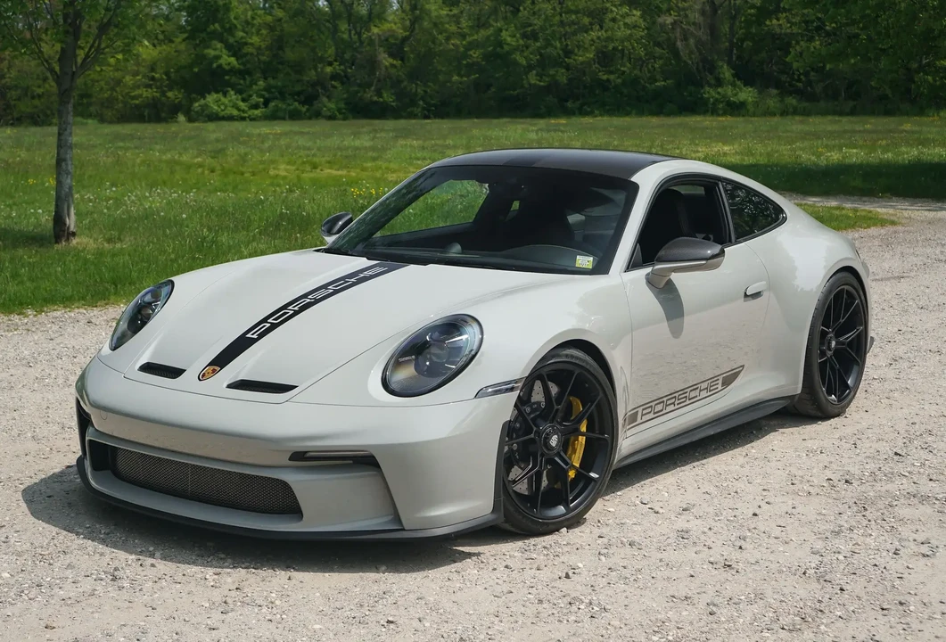 2022 Porsche 992 GT3 Touring - Image 5 of 6