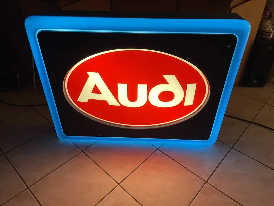 Audi - Image 2 of 22