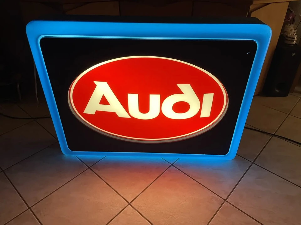 Audi - Image 3 of 22
