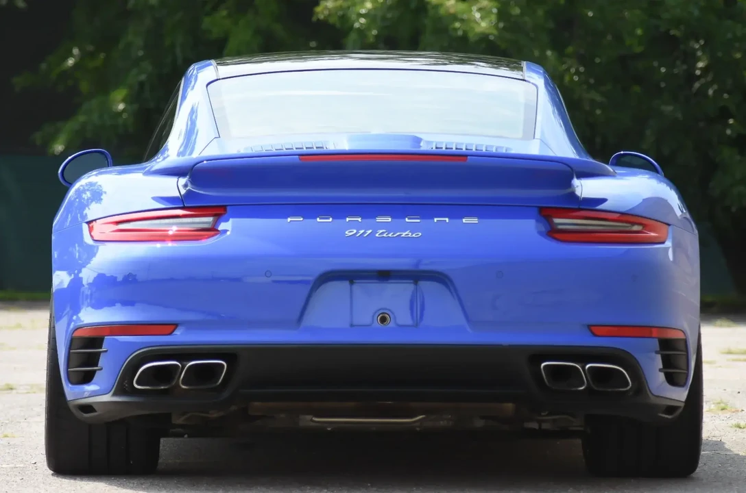2017 Porsche 991 Turbo - Image 5 of 6