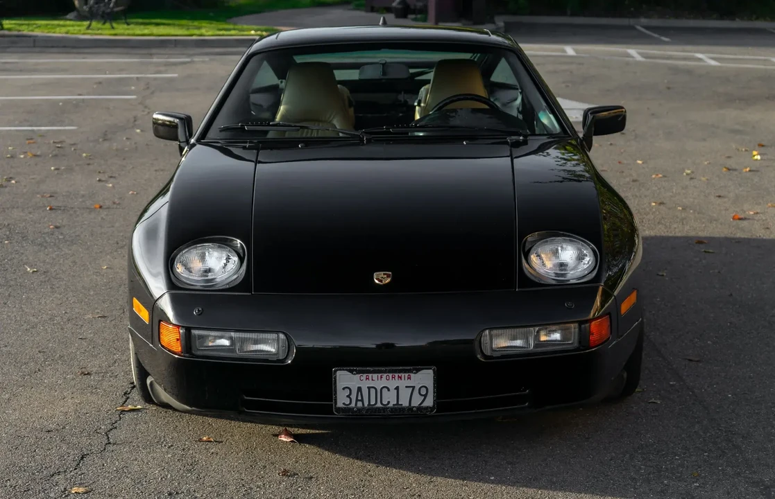 1989 Porsche 928 S4 - Image 3 of 6