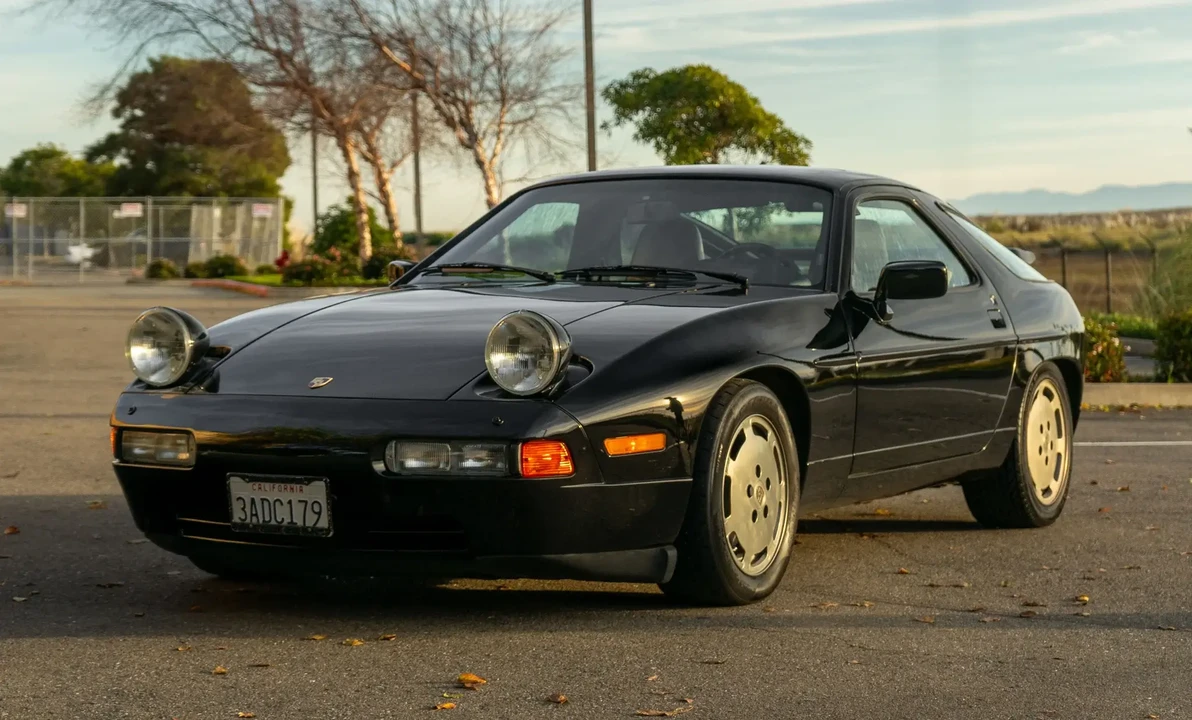1989 Porsche 928 S4 - Image 4 of 6