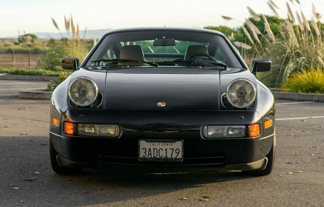 1989 Porsche 928 S4 - Image 2 of 6