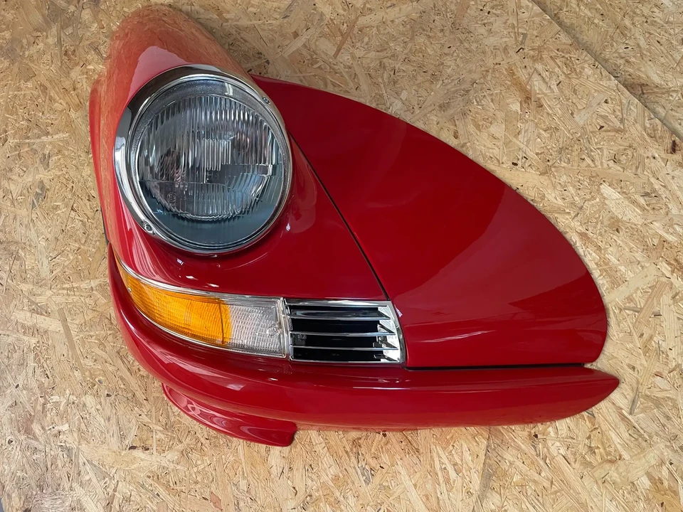 Porsche 911 - Image 11 of 31