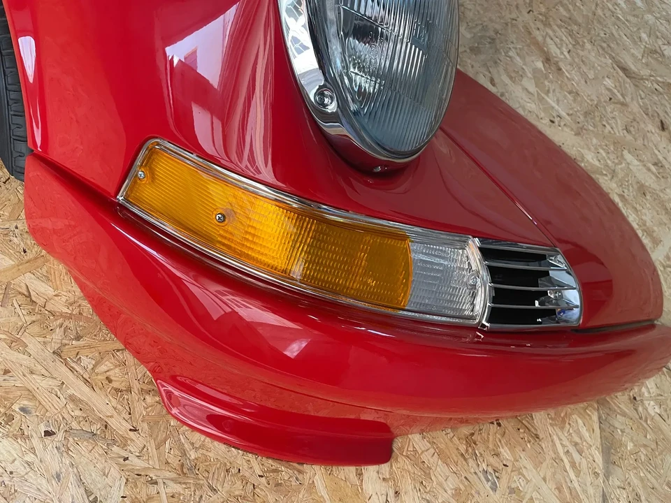 Porsche 911 - Image 12 of 31
