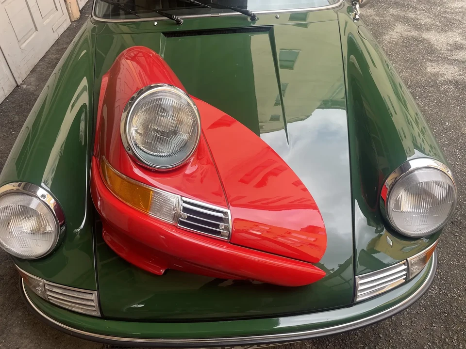 Porsche 911 - Image 22 of 31