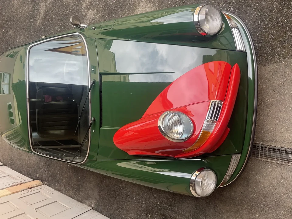 Porsche 911 - Image 27 of 31