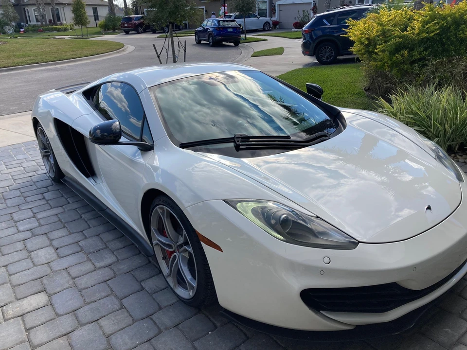 2012 McLaren MP4-12C - Image 4 of 4