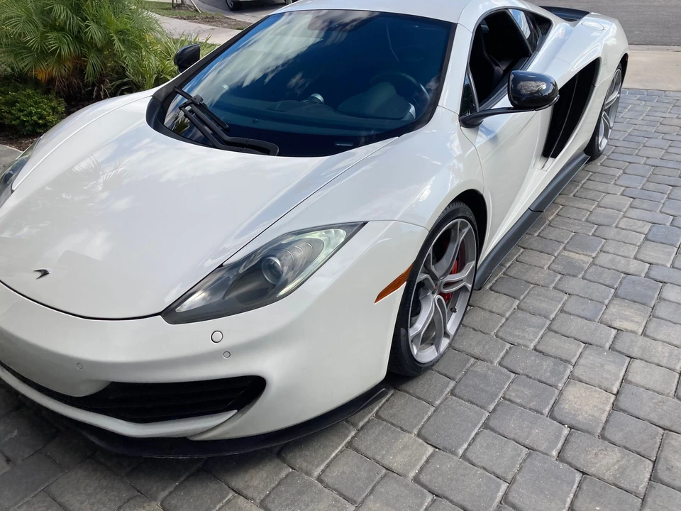 2012 McLaren MP4-12C - Image 3 of 4