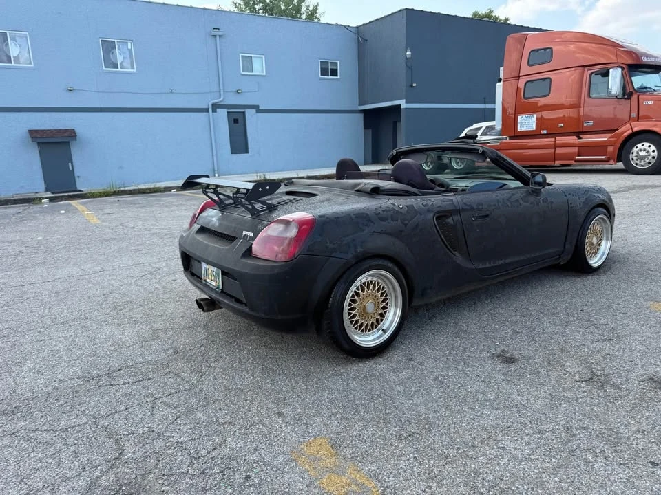 Toyota MR2 - Image 6 of 10