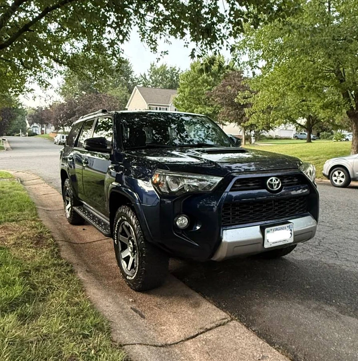 2019 Toyota 4Runner 5th Gen - Image 5 of 17