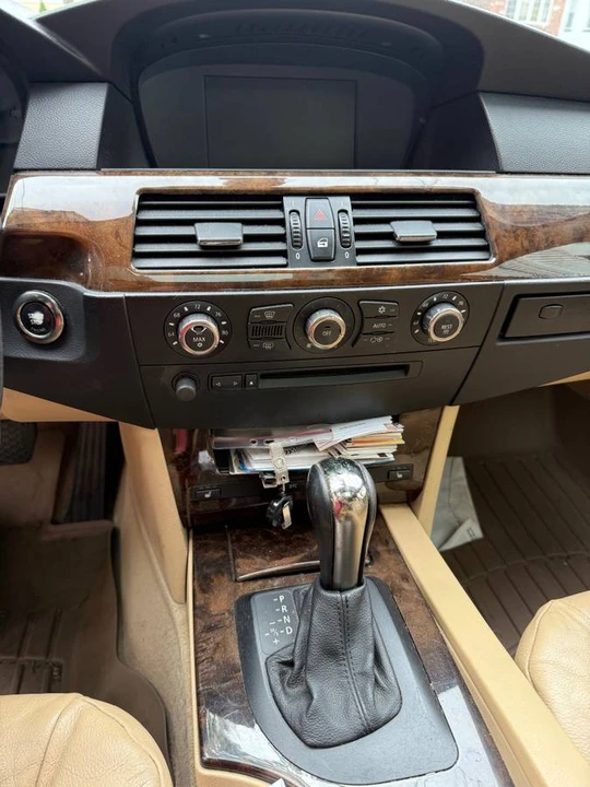 2006 BMW E60 5 Series Sedan - Image 9 of 11