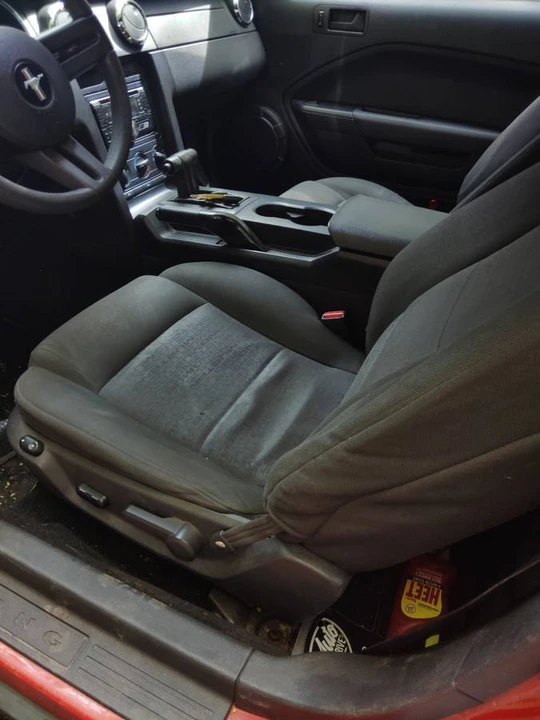 2007 Ford S197 Mustang - Image 8 of 9