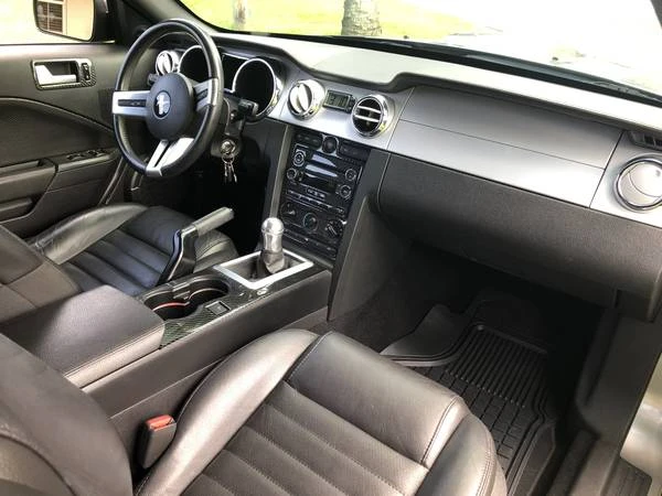 2009 Ford S197 Mustang - Image 11 of 19
