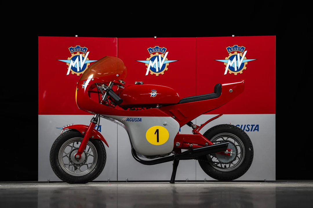 MV Agusta - Image 18 of 31