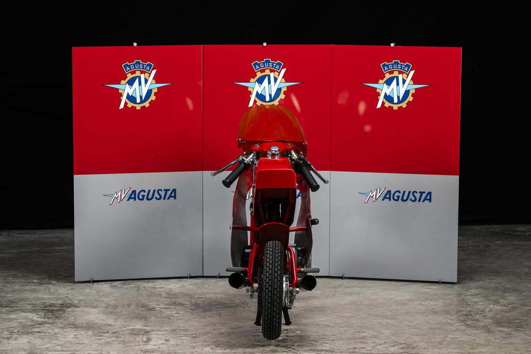 MV Agusta - Image 11 of 31