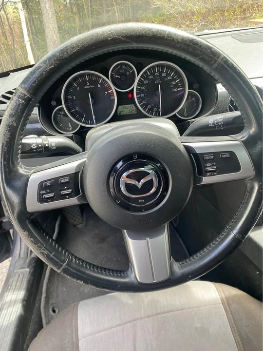 2006 Mazda NC MX-5 Miata - Image 9 of 10