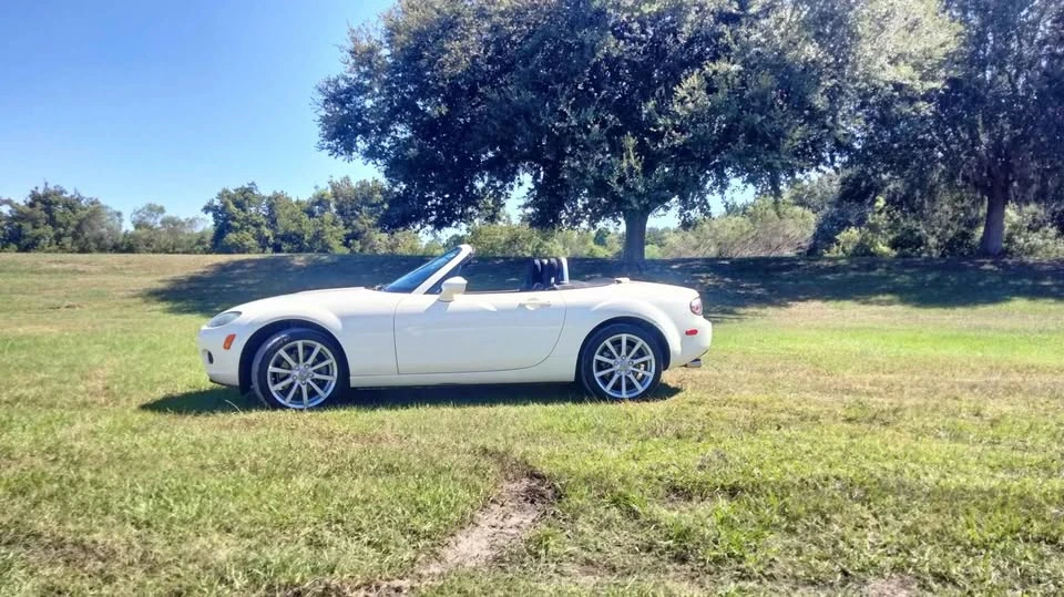 2007 Mazda NC MX-5 Miata - Image 2 of 2