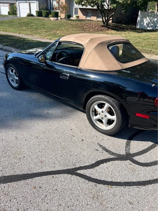 1999 Mazda NB MX-5 Miata - Image 4 of 10