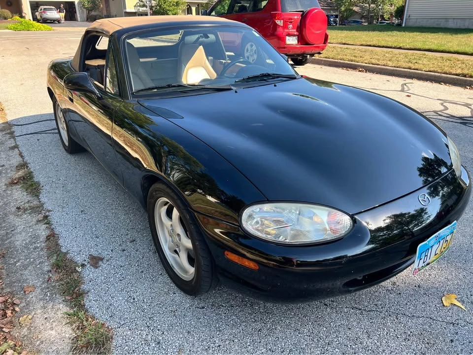 1999 Mazda NB MX-5 Miata - Image 2 of 10