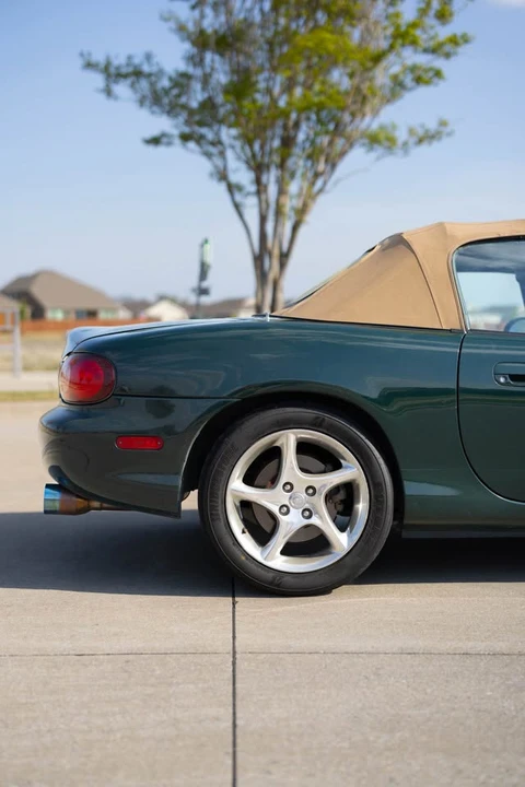 2001 Mazda NB MX-5 Miata - Image 8 of 9
