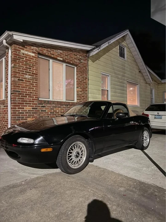 1992 Mazda NA MX-5 Miata - Image 4 of 9