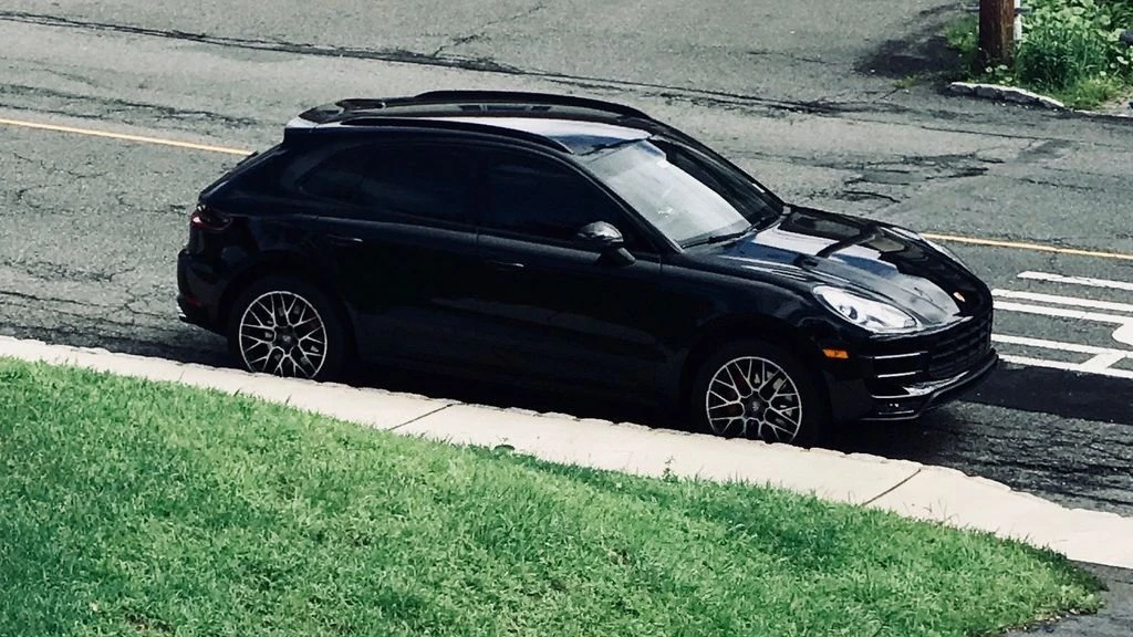 2015 Porsche Macan Turbo - Image 2 of 2
