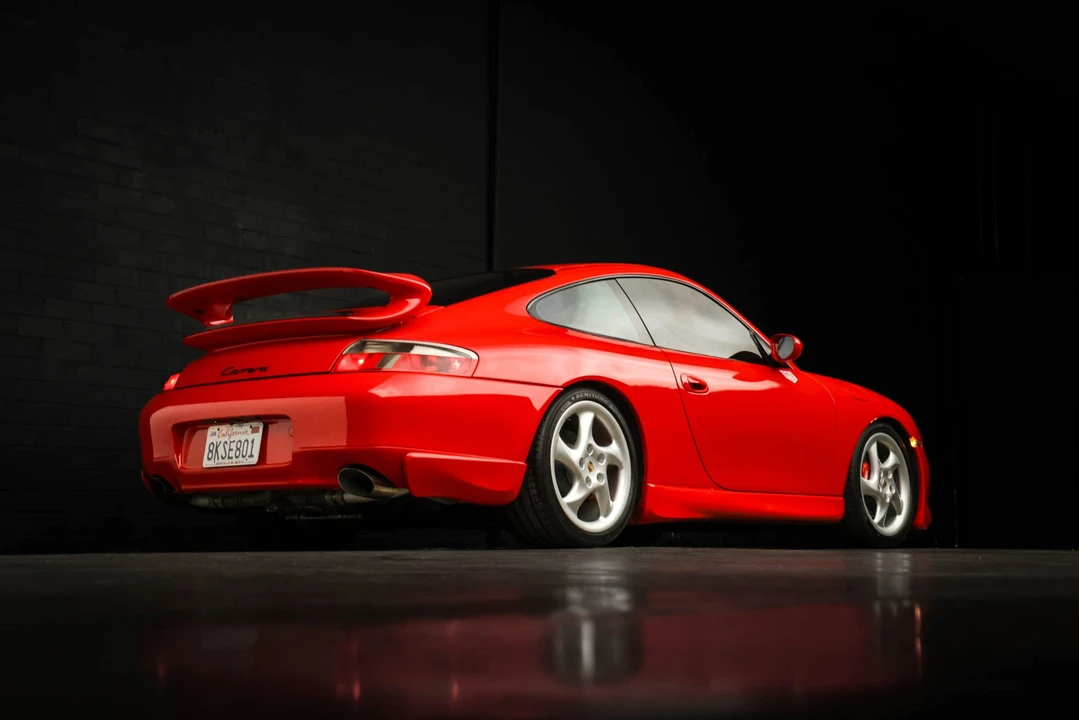 1999 Porsche 996 Carrera - Image 16 of 31
