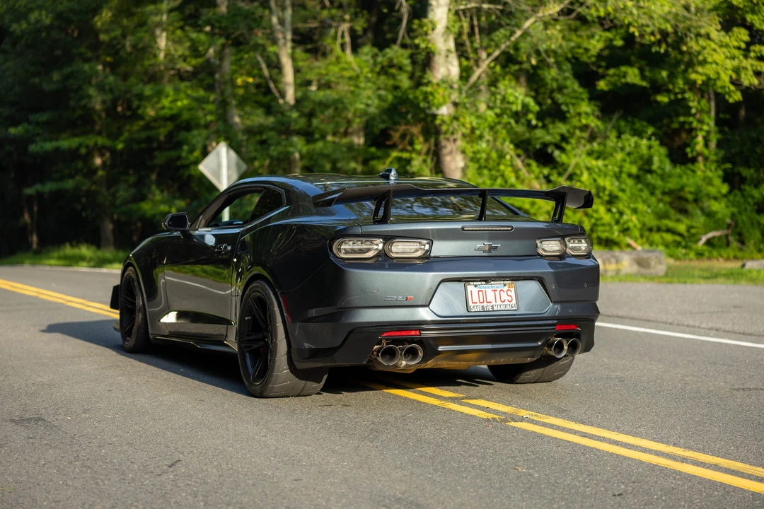 2022 Chevrolet Camaro ZL1 6th Gen - Image 22 of 31