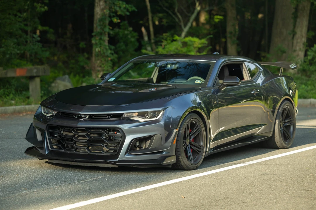 2022 Chevrolet Camaro ZL1 6th Gen - Image 6 of 31