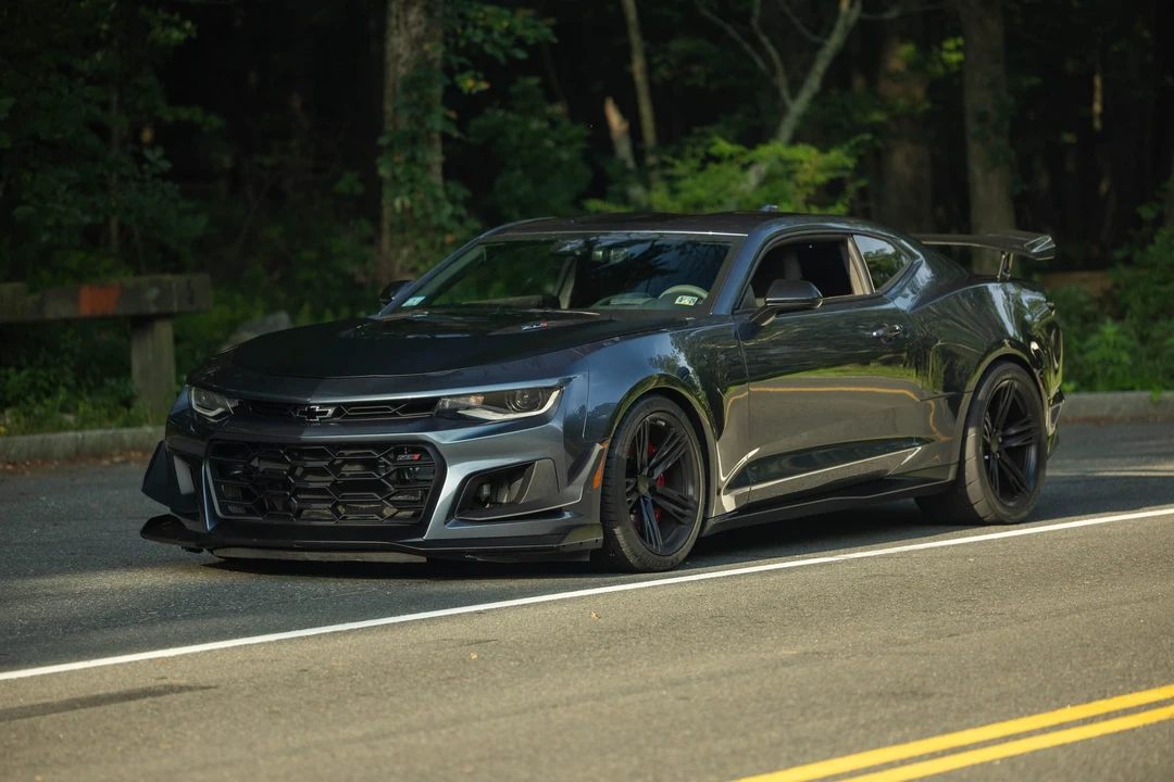 2022 Chevrolet Camaro ZL1 6th Gen - Image 4 of 31
