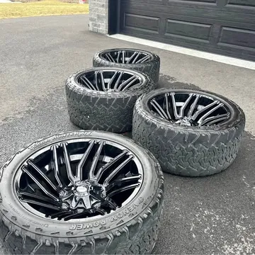 Fuel Typhoon 22x14 Wheels for GMC/Chevrolet 2500