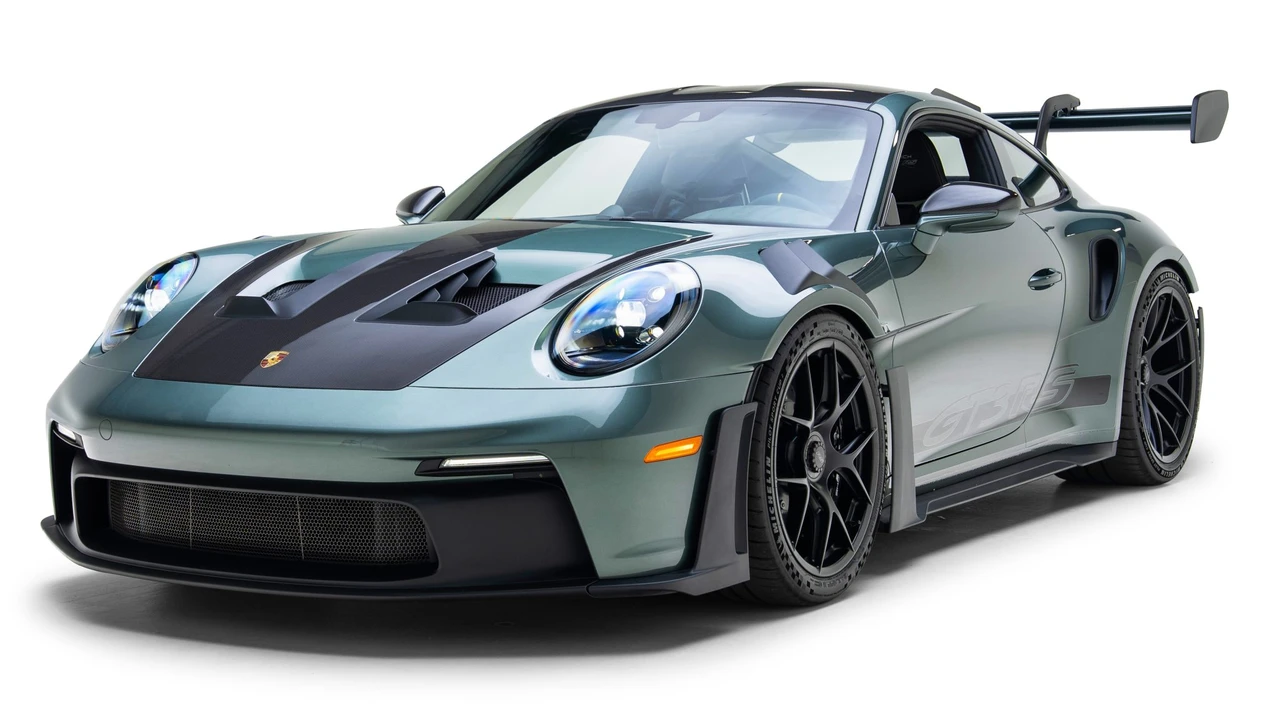 2025 Porsche 992 GT3 RS - Image 4 of 31