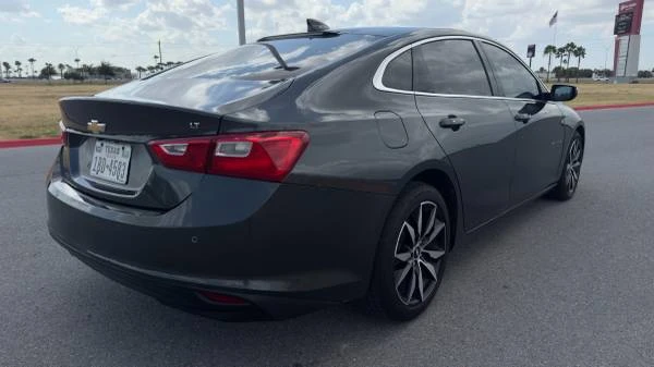 2017 Chevrolet Malibu - Image 4 of 17