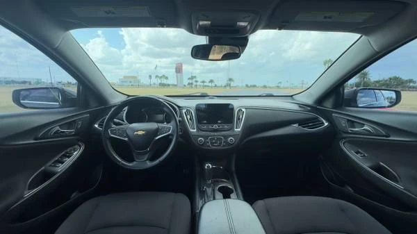 2017 Chevrolet Malibu - Image 14 of 17